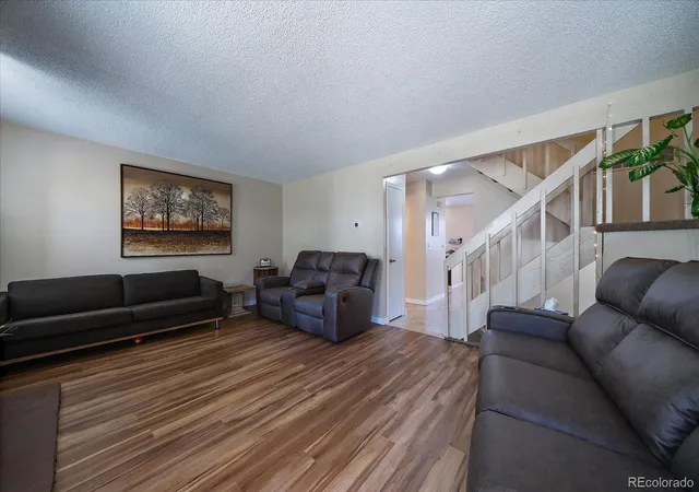 Photo 4 of Townhouse for sale at 1191 S Sable Blvd #G, Aurora, CO 80012 | MLS# 6220943 | Listing updated on 2026-09-04
