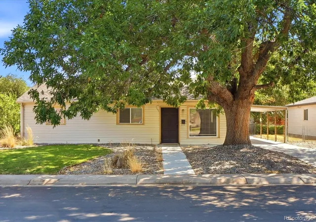 1st image of 1180 Vaughn St, Aurora, CO 80011 | MLS# 3697064