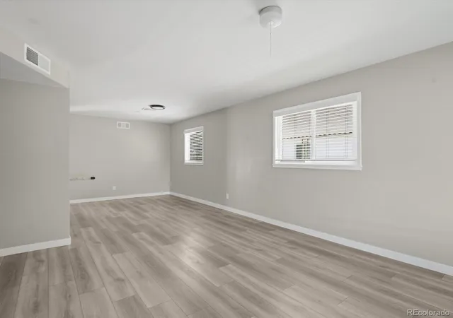 4th image of 1180 Vaughn St, Aurora, CO 80011 | MLS# 3697064