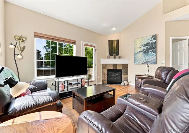 Photo 3 of Townhouse for sale at 4123 Da Vinci Dr, Longmont, CO 80503 | MLS# 4776363 | Listing updated on 2026-08-25