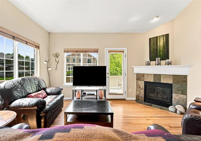 Photo 3 of Townhouse for sale at 4123 Da Vinci Dr, Longmont, CO 80503 | MLS# 4776363 | Listing updated on 2026-10-02