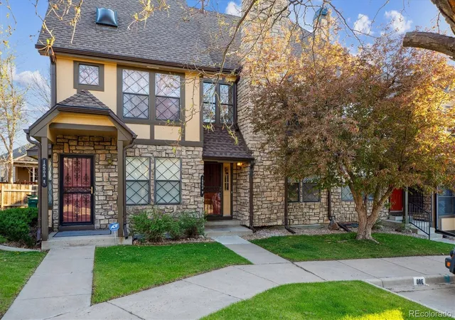 2nd image of 18508 E Whitaker Cir #D, Aurora, CO 80015 | MLS# 2761166