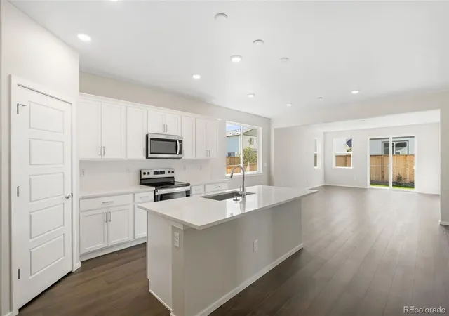 Photo 3 of Single family home for sale at 2727 Nantucket St, Strasburg, CO 80136 | MLS# 5000761 | Listing updated on 2026-10-08