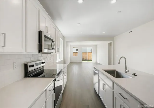 Photo 3 of Single family home for sale at 2727 Nantucket St, Strasburg, CO 80136 | MLS# 5000761 | Listing updated on 2026-10-09