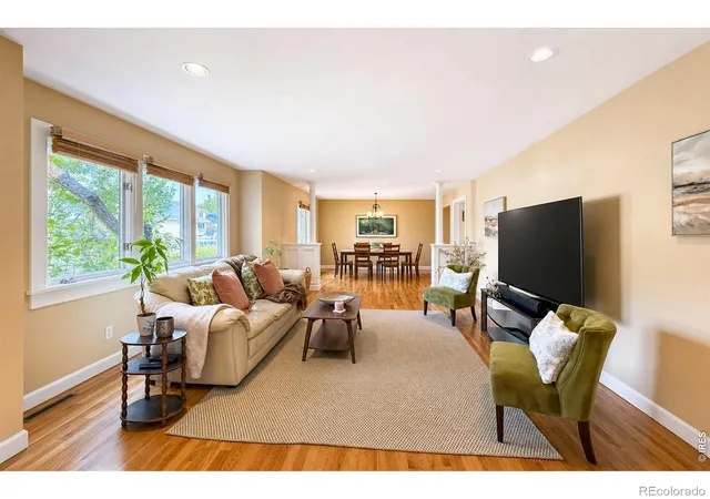 Photo 3 of Single family home for sale at 1224 Twin Peaks Cir, Longmont, CO 80503 | MLS# IR1065803 | Listing updated on 2026-10-07