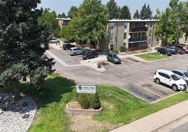 2nd image of 2281 S Vaughn Wy, Aurora, CO 80014