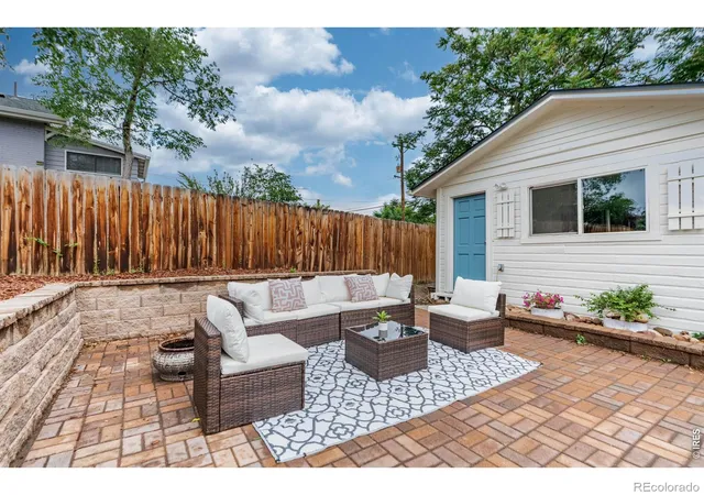 4th image of 2918 Ames St, Wheat Ridge, CO 80214 | MLS# IR1065815