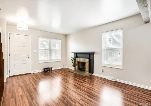 5th image of 1482 S Pierson St, Lakewood, CO 80232
