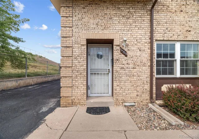 Photo 4 of Condo for sale at 5589 S Lowell Blvd, Littleton, CO 80123 | MLS# 4602403 | Listing updated on 2026-10-13