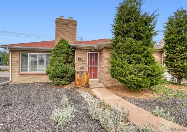 1st image of 181 S Holly St, Denver, CO 80246 | MLS# 2499373