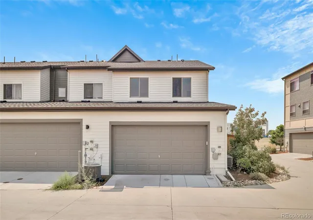 Photo 2 of Townhouse for sale at 9811 E 56th Place, Denver, CO 80238 | MLS# 7612113 | Listing updated on 2026-08-16