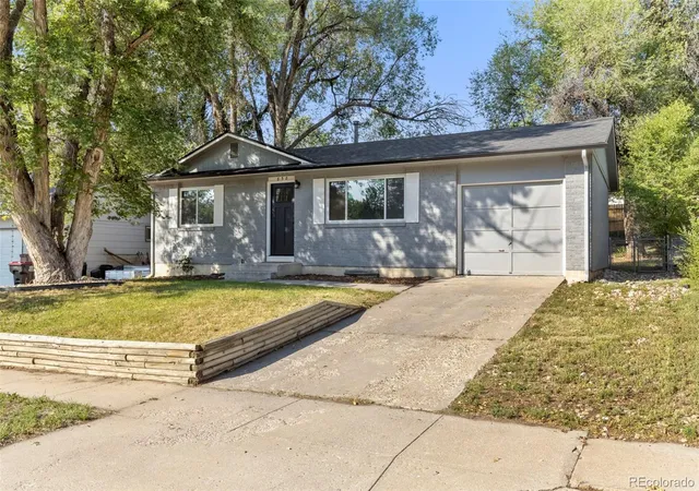 Photo 2 of Single family home for sale at 838 Kingsley Dr, Colorado Springs, CO 80909 | MLS# 7453578 | Listing updated on 2026-10-01