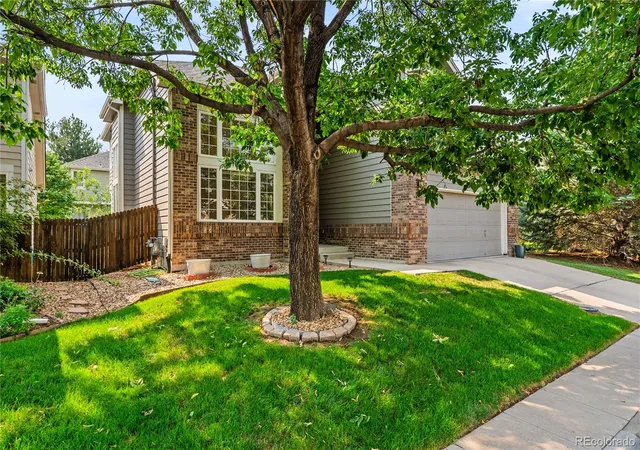 2nd image of 8382 E Amherst Cir, Denver, CO 80231 | MLS# 5810769
