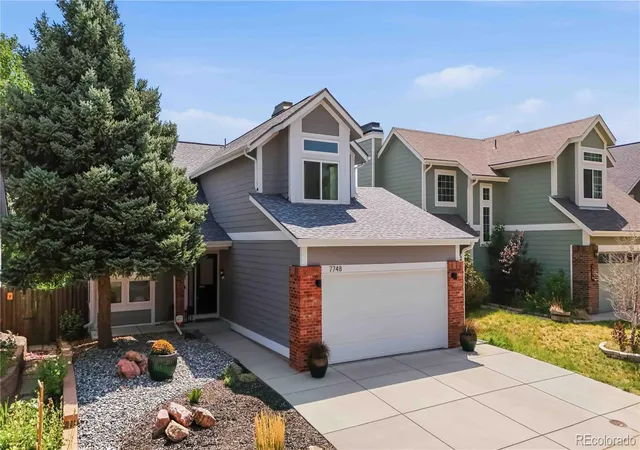 Photo 2 of Single family home for sale at 7748 Dusk St, Littleton, CO 80125 | MLS# 5345126 | Listing updated on 2026-09-14