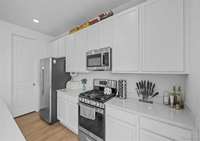 5th image of 24770 E 39Th Ave, Aurora, CO 80019 | MLS# 5801552