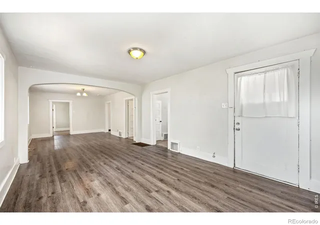 4th image of 3059 S Lincoln St, Englewood, CO 80113 | MLS# IR1065850