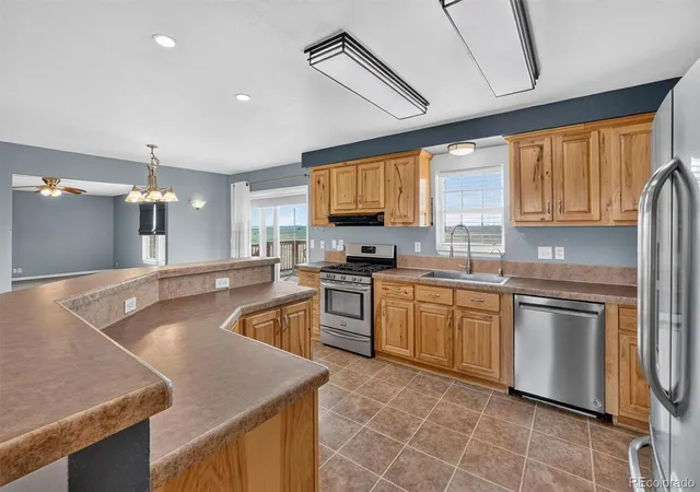 5th image of 49400 E 104Th Ave, Bennett, CO 80102 | MLS# 1527938
