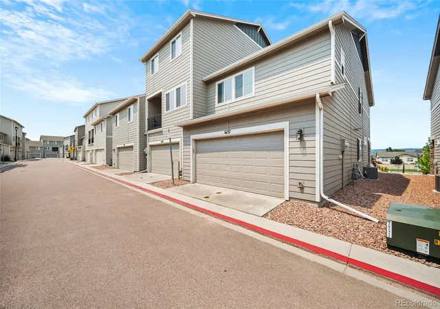 Photo 3 of Townhouse for sale at 6157 Inman View, Colorado Springs, CO 80924 | MLS# 4907715 | Listing updated on 2026-08-28