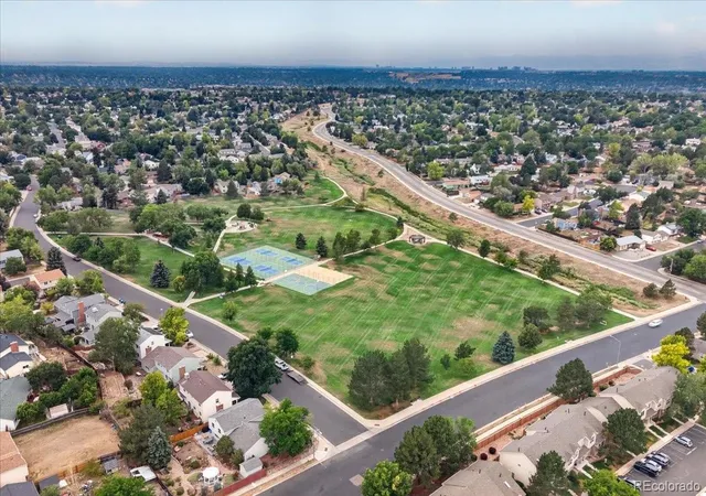 image of 1232 S Waco St, Aurora, CO 80017