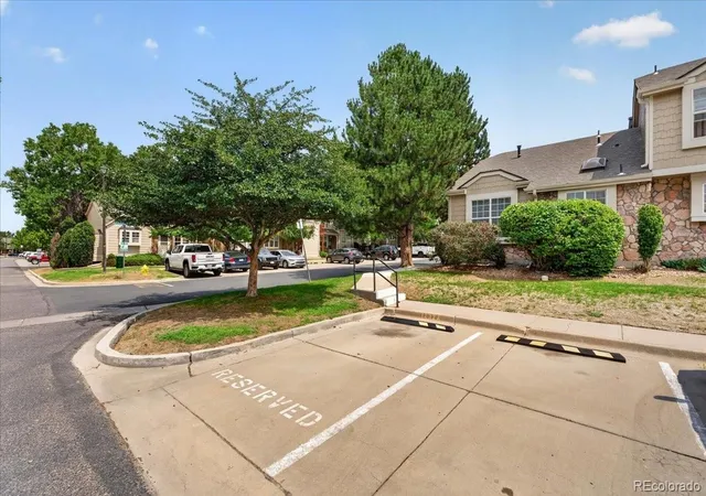 2nd image of 1232 S Waco St, Aurora, CO 80017