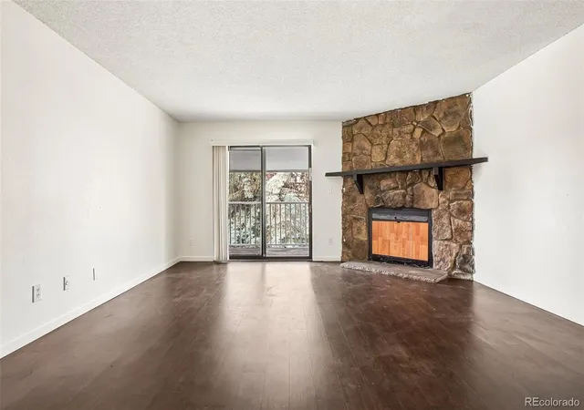4th image of 921 S Walden St, Aurora, CO 80017