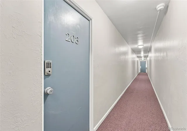 33rd image of 1056 N Marion St #203, Denver, CO 80218 | MLS# 9623643