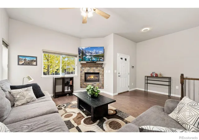 2nd image of 552 Newton Dr, Loveland, CO 80537 | MLS# IR1065875