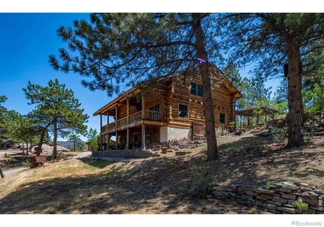 3rd image of 788 Pioneer Rd, Lyons, CO 80540 | MLS# IR1065877