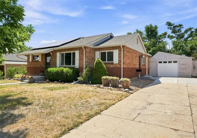 Photo 3 of Single family home for sale at 9231 Clayton St, Thornton, CO 80229 | MLS# 6761398 | Listing updated on 2026-08-27