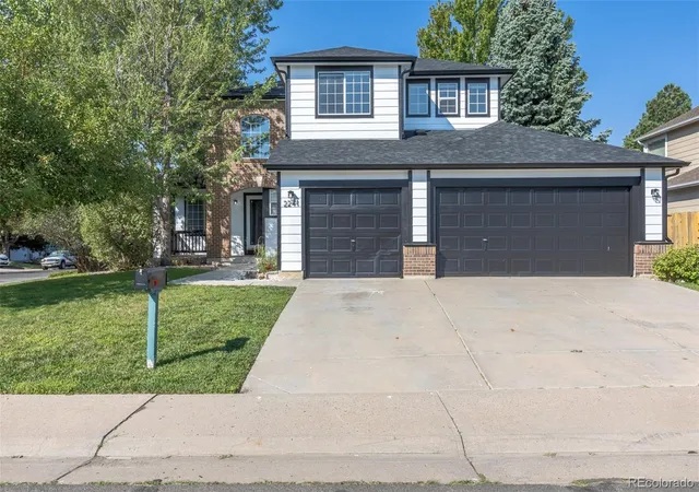 2nd image of 2241 S Walden St, Aurora, CO 80013 | MLS# 6483760