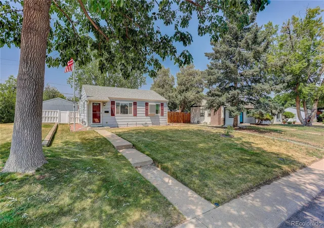 41st image of 2635 S Linley Ct, Denver, CO 80219 | MLS# 5664714