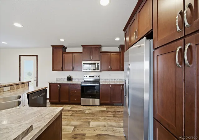 5th image of 307 S Montecito Dr, Pueblo, CO 81007 | MLS# 4176968
