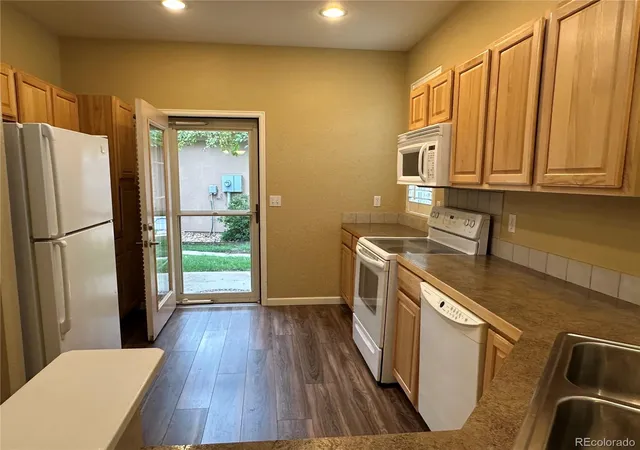 Photo 3 of Townhouse for sale at 1238 Finch St, Loveland, CO 80537 | MLS# 4211221 | Listing updated on 2026-10-08