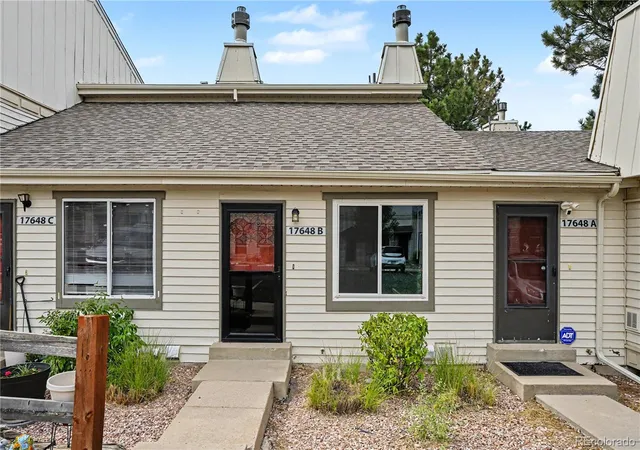 1st image of 17648 E Loyola Dr #B, Aurora, CO 80013 | MLS# 5614277