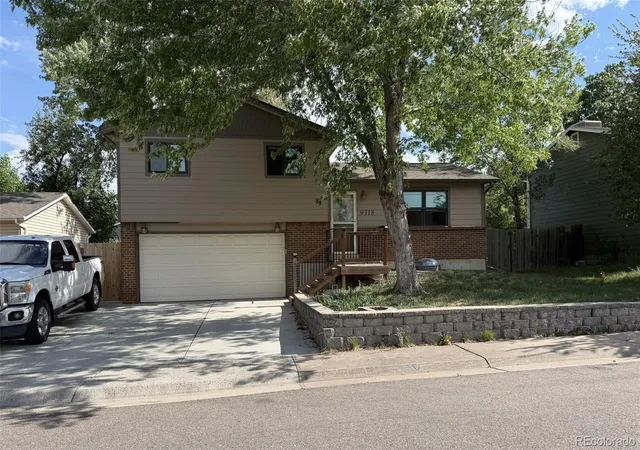 1st image of 9318 W Lake Dr, Littleton, CO 80123 | MLS# 6600924