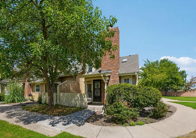2nd image of 9950 Grove St #E, Westminster, CO 80031 | MLS# 7244345
