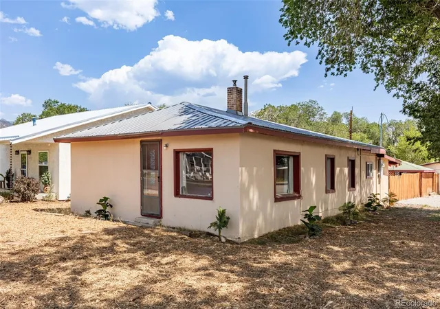 1st image of 947 J St, Salida, CO 81201 | MLS# 7447577