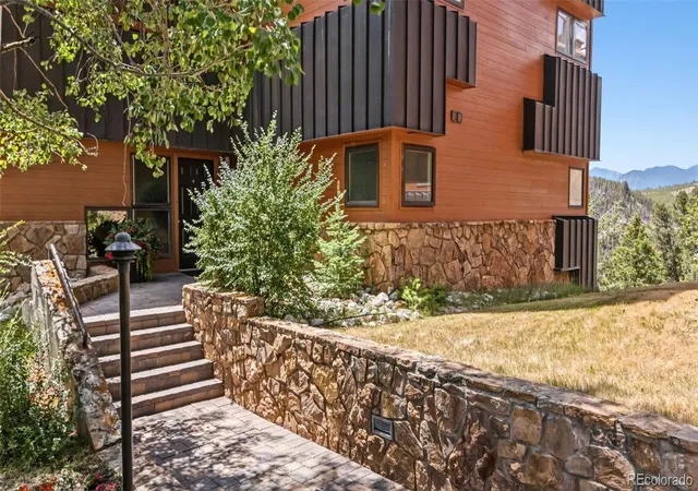 50th image of 417 Summerwood Dr #B1, Dillon, CO 80435 | MLS# 6894314
