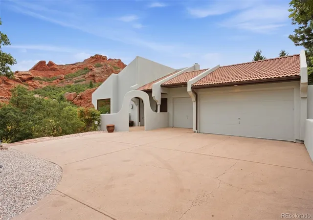 Photo 1 of Single family home for sale at 10276 Totem Run, Littleton, CO 80125 | MLS# 6372440 | Listing updated on 2026-09-25