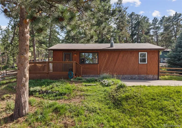 3rd image of 30212 Spruce Rd, Evergreen, CO 80439 | MLS# 5560104