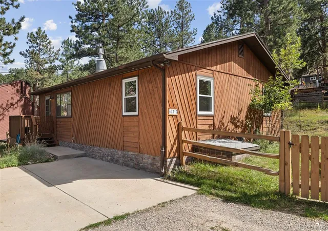 4th image of 30212 Spruce Rd, Evergreen, CO 80439 | MLS# 5560104