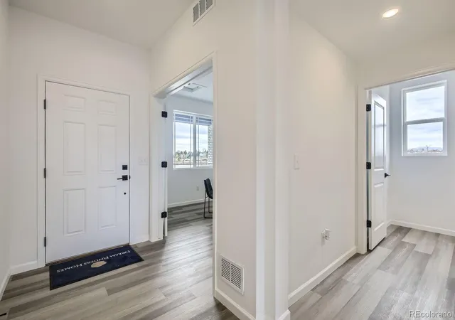 5th image of 46418 Heritage Ave, Bennett, CO 80102 | MLS# 7076628