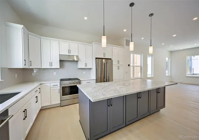 Photo 3 of Townhouse for sale at 2567 Trail Ln, Louisville, CO 80027 | MLS# 3423910 | Listing updated on 2026-10-10