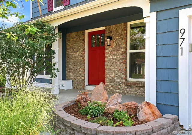 2nd image of 971 Vetch Cir, Lafayette, CO 80026 | MLS# IR1065939