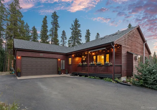 Photo 1 of Single family home for sale at 424 W Dory Way, Black Hawk, CO 80422 | MLS# 6820128 | Listing updated on 2026-09-16