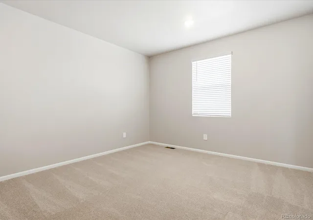 3rd image of 1660 Yampa River Dr, Windsor, CO 80550 | MLS# 4710840