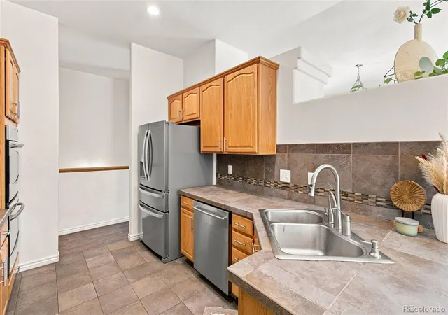 5th image of 1821 S Ingalls Ct, Lakewood, CO 80232 | MLS# 2808850