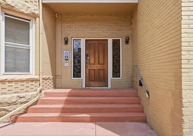 3rd image of 807 E 14Th Ave, Denver, CO 80218