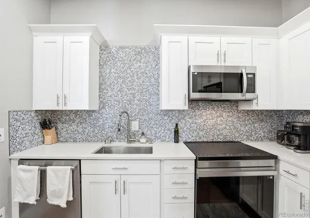 5th image of 807 E 14Th Ave, Denver, CO 80218