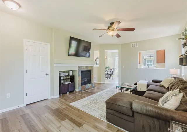 Photo 4 of Townhouse for sale at 619 Hanging Rock Pl, Castle Rock, CO 80108 | MLS# 4756927 | Listing updated on 2026-09-24